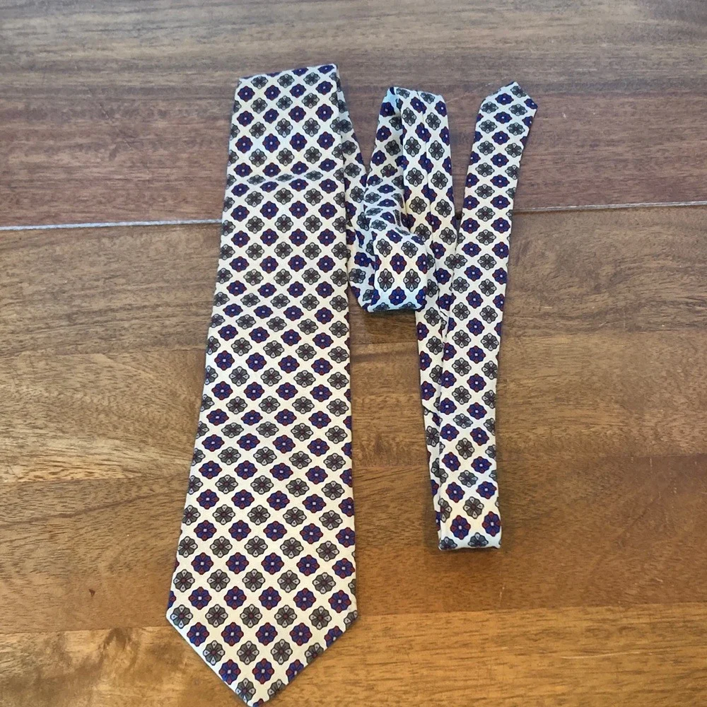 Lands End‎ Mens Silk Yellow Burgundy Blue Patterned Tie 57